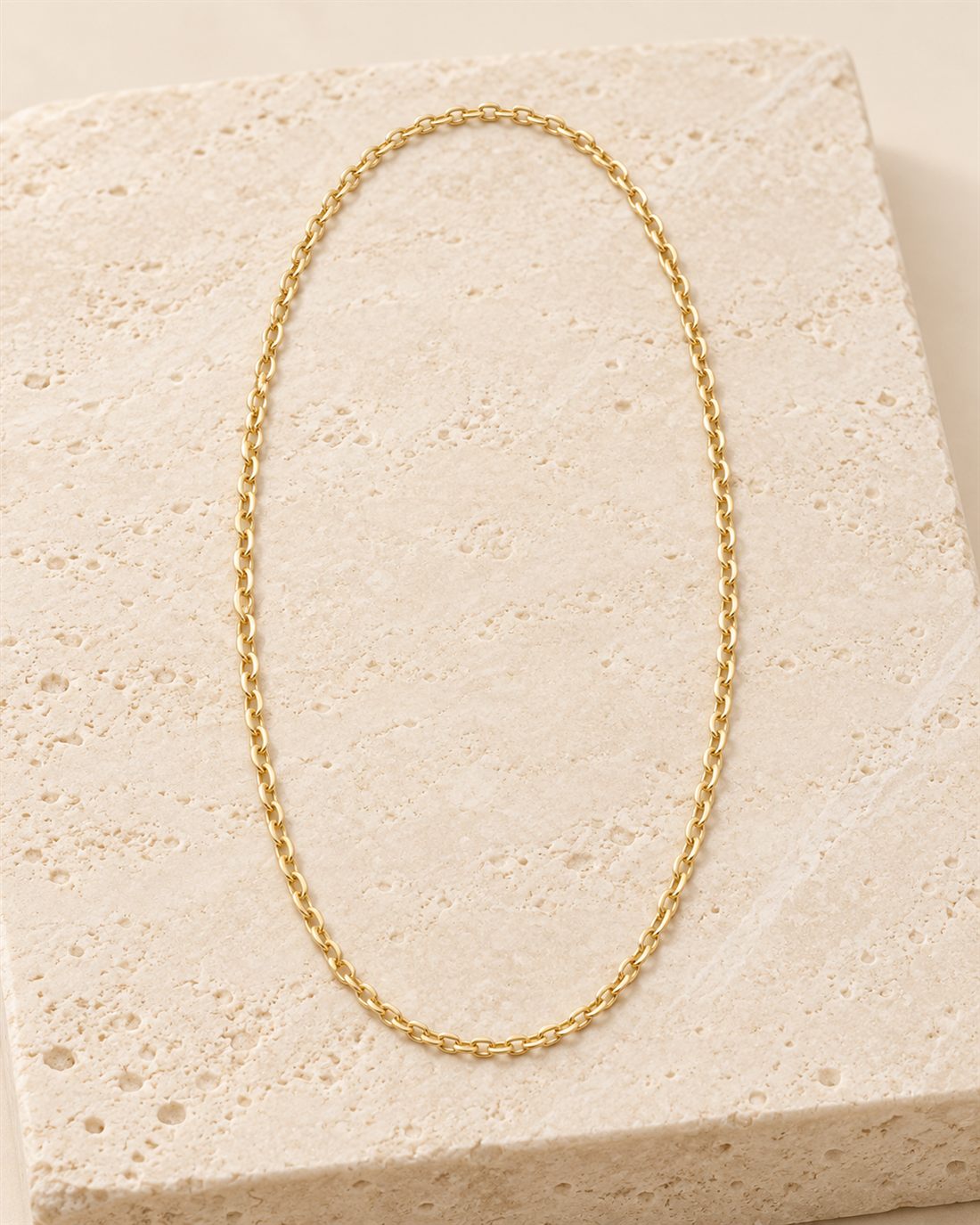 Cadena forzada mediana de oro 18k, grosor 1,3 mm