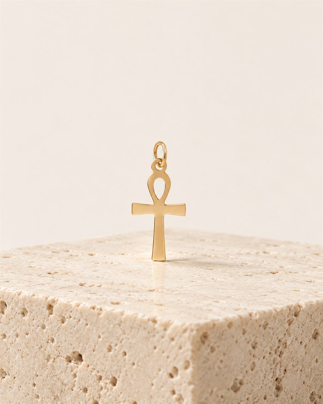 Cruz de la vida de oro 18k, 17 x 9,5 mm