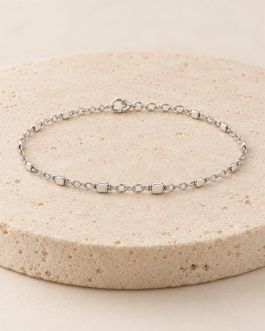 Pulsera con cubos de plata, largo 19 cm
