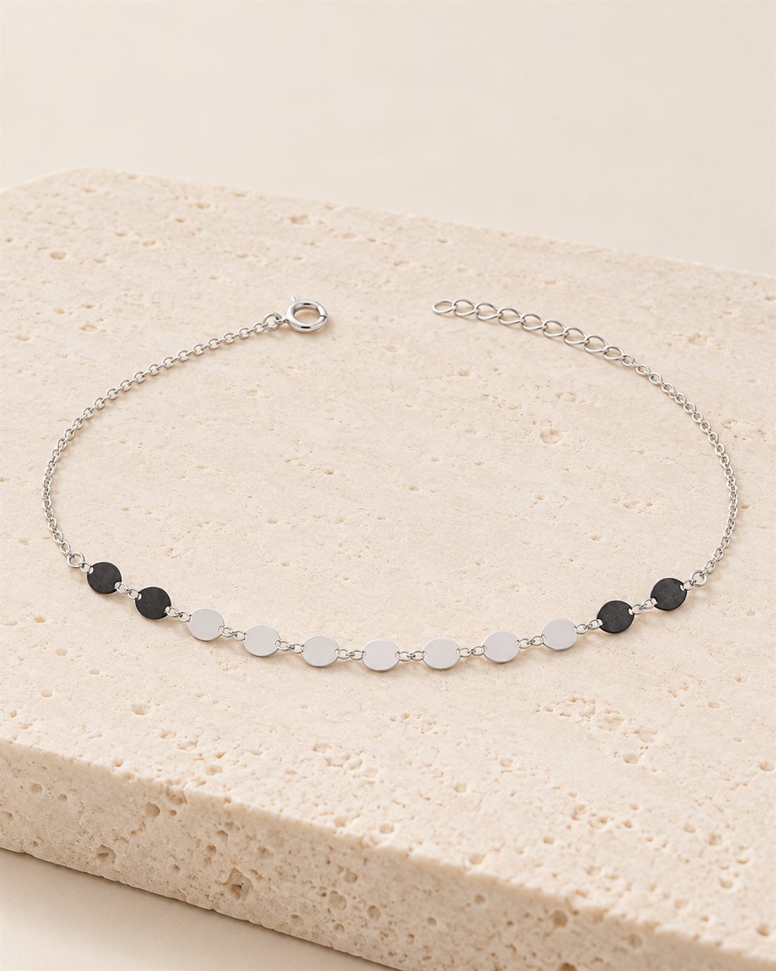 Tobillera de plata con plaquitas, largo 22 + 5 cm